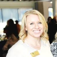 Barbara Waite's Instagram, Twitter & Facebook