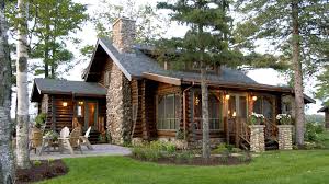 With generous outdoor living spaces (including a screened porch in the front), this design is ideal for scenic sites. Best Lake Home Designs