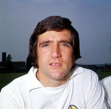 Norman Hunter dead at 76: Leeds and England legend passes away after  testing positive for coronavirus