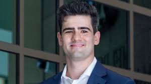 Jacob Hersant to use nation's top lawmakers in Nazi salute case