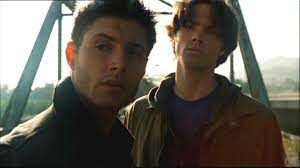 The first season of supernatural by the wb consists of 22 episodes that aired on tuesdays at 9pm est for the first 16 episodes, before moving to thursdays at the same time. Pin On Stuff I Wrote And My Biz Stuff