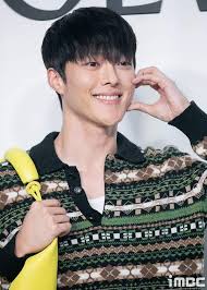 Who's gonna believe he's 32 years old 🎂