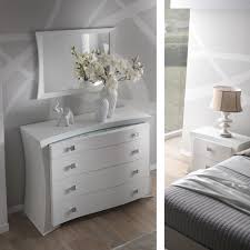 Quando si tratta di scegliere uno specchio per la camera da letto, è necessario tenere. Camera Da Letto Con Armadio Con Specchi