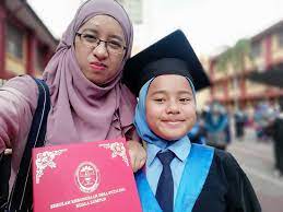 Terima kasih kepada puan pengerusi majlis. Majlis Graduasi Tahun 6 Archives Emarieys