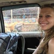 Comisia europeană a creat, în urmă cu câţiva ani acest portal , prin care urmarește să ofere unui număr cât mai mare de tineri acces rapid şi facil la informaţii relevante pentru ei din întreaga europă, să încurajeze participarea tinerilor în viaţa publică şi să contribuie la. European Youth Portal European Youth Portal