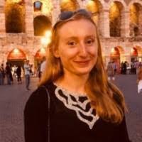 Sarah Cottier's Instagram, Twitter & Facebook