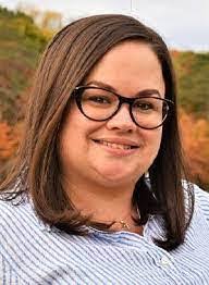 Debra Lund's Instagram, Twitter & Facebook