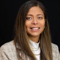 Lindsay Diaz's Instagram, Twitter & Facebook