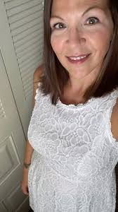 Mandi Hampton• Life Blogger