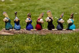Übertöpfe keramik ton kunsthandwerk vögel im garten töpferei ideen keramik ideen krimskrams diy und selbermachen porzellan bastelarbeiten pour le jardin. Die Drachenwerkstatt Figuren