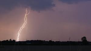 Thunderstorms and torrential downpours forecast to hit Essex TODAY — https://www.essexcountynews.co.uk/
