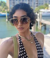 This past weekend was one for the books. Unforgettable memories with these  remarkable women! ⭐️✨ We went scuba diving two days in a row & had an  absolute blast! I have always