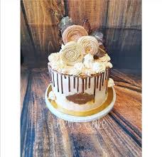 Photos De Gateau D Anniversaire Et Cakedesign Allocakes Photo Gateau Anniversaire Idee Gateau Gateau Anniversaire