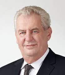 Můžeme si vzpomenout na některá jeho ostřejší vyjádření proti ruské interpretaci okupace z roku 1968. Milos Zeman Transparentni Volby