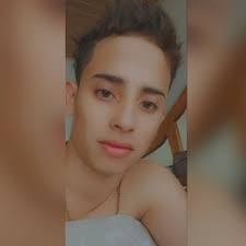 Stream Bryan Moreno music