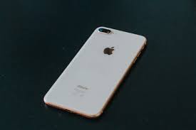 Das handy hat keine gebrauchsspuren. Apfellike Ratgeber Kann Man Das Iphone 8 Heute Noch Kaufen Und Wer Apfellike Com
