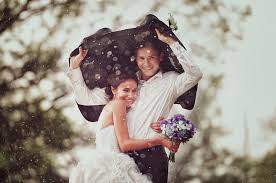 Maybe you would like to learn more about one of these? 24 Couples Who Absolutely Nailed Their Rainy Day Wedding