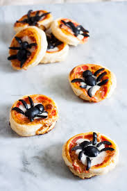 Un goccio di latte 1 tuorlo. Pizzette Ragno Di Sfoglia Petitpatisserieblog