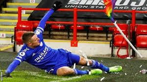 Sheffield united video highlights are collected in the media tab for the most popular matches as soon as video appear on video hosting sites like youtube or dailymotion. Sheff Utd 1 2 Leicester Chris Wilder Shares Concerns Over Losing Run Bbc Sport