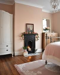 Vintage Pink Bedroom In 2020 Modern Victorian Bedroom Victorian Bedroom Decor Pink Bedroom Walls