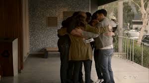 Sur cette page, vous avez la possibilité de voir grey's anatomy saison 4 épisode 13 en streaming français sur voirfilm. Critiques Series Station 19 Saison 4 Episode 6 Critiques Series Et Cine Actu Breaking News Ca Deborde De Potins