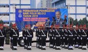 Tun M Hadir Perbarisan Peringatan Hari Polis Ke 212