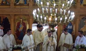 Semnificația acestei sărbători constă în faptul că sfânta. Hramul Bisericii Sfanta Treime Bistrita Precedat De Un Concert De Muzica Clasica