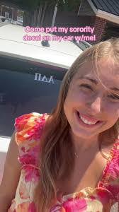 Lilly Swanson's Instagram, Twitter & Facebook