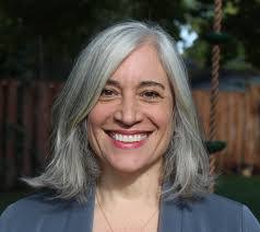 Lori Friedman's Instagram, Twitter & Facebook