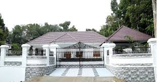 Today it is a tourist destination with many small shops including a barber shop, art gallery, chinese cafe and apartments. 3 Bedroom Traditional Modern Mix Home Design In 3000 Sqft Kerala Home Planners
