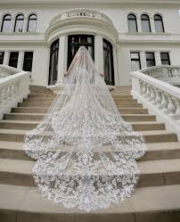 Halter Satin Wedding Dresses Wedding Bride Weddings Long Veil Wedding Wedding Dress With Veil Wedding Dresses Strapless