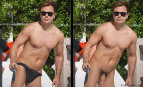 Boymaster Fake Nudes: Mario Götze , German footballer gets naked at the  beach