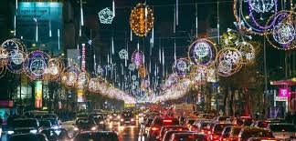 Aici, poti gasi daruri pentru cei dragi, dar si. Craciun In Bucuresti Alaturi De Familie Si Prieteni