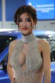 那些年被车展捧红的车模[30]- 中国日报网