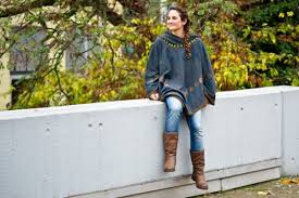 Dieser kuschelige strickmantel mit kapuze. Anleitung Poncho Mit Kapuze Nahen Handmade Kultur