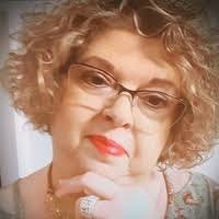 Mallory Teague's Instagram, Twitter & Facebook