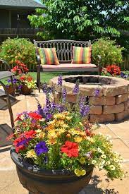 6 Patio Pots Designs Patio Flowers Patio Garden Planting Flowers