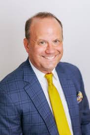 Emmett Devlin's Instagram, Twitter & Facebook