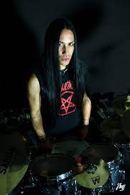 Pin On Men That Rock Long Hair Rock My World And Some M
