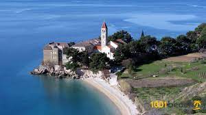 Martinique is an island and an overseas department/region and single territorial collectivity of france. Strand Martinica