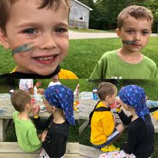 Laura DeHart (@LauraDH1979)