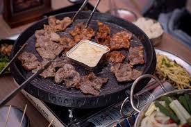 Slice the beef into 1/4 inch thick slices against the grain (this is easier if the meat is partially frozen). 15 Tempat Bbq Ala Korea Di Bandung Harganya Mulai Dari Rp 30 000 Halaman All Kompas Com