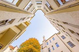 Mit der weltbekannten siegessäule und tollen sehenswürdigkeiten sind wohnungen hier beliebt. 230 1 Zimmer Eigentumswohnungen In Charlottenburg Wilmersdorf Immosuchmaschine De