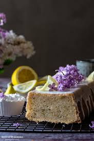 Egal ob ihr auf schokoladige kuchen und knusprige pizza steht, oder lieber vegane muffins und zuckerfreie kekse. Saftiger Zitronen Zucchinikuchen Vegan Gluten Zuckerfrei Glucksgenuss
