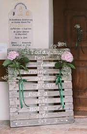 Hochzeitsdeko Paletten Viele Inspirationen In Der Bildergalerie Hochzeitsdeko Rustikale Hochzeit Vintage Hochzeit