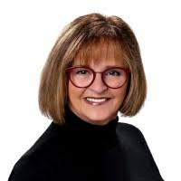 Joann Mcguire's Instagram, Twitter & Facebook