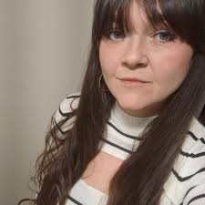 Can cakes be baked ahead and frozen?