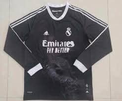 Unveiling with messi, piqué, de jong, griezmann, busquets & sergi roberto. Juventus Humanrace Long Sleeves Pharrell Jersey 20 21 Sports Sports Apparel On Carousell
