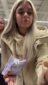 Ella Lawrence Pumped