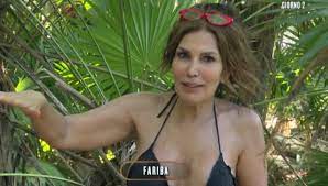 Già durante l'ultima lui e francesca lodo infatti, starebbero vivendo la prima crisi. Isola Dei Famosi Attimi Di Tensione Per Fariba Tehrani Grosso Spavento